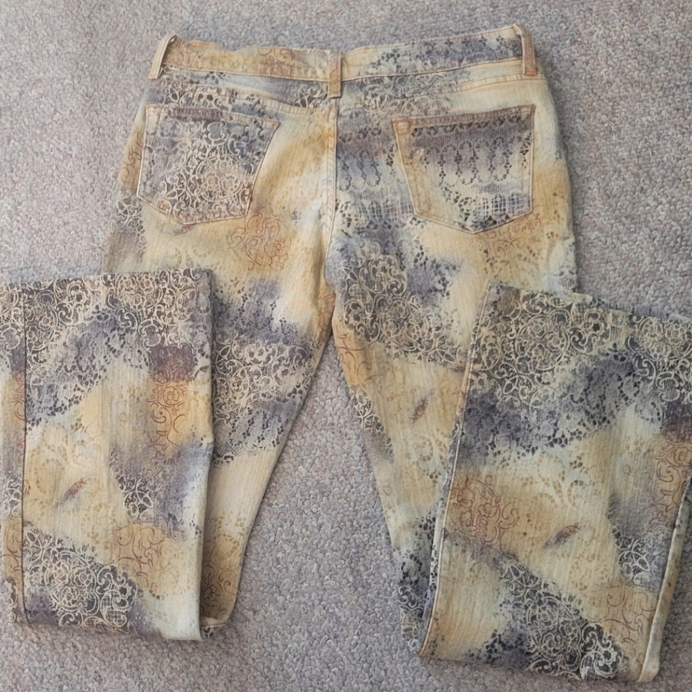 bebe Vintage NWOT  Paisley Print  Denim Stretch Jeans HTF - Picture 3 of 6